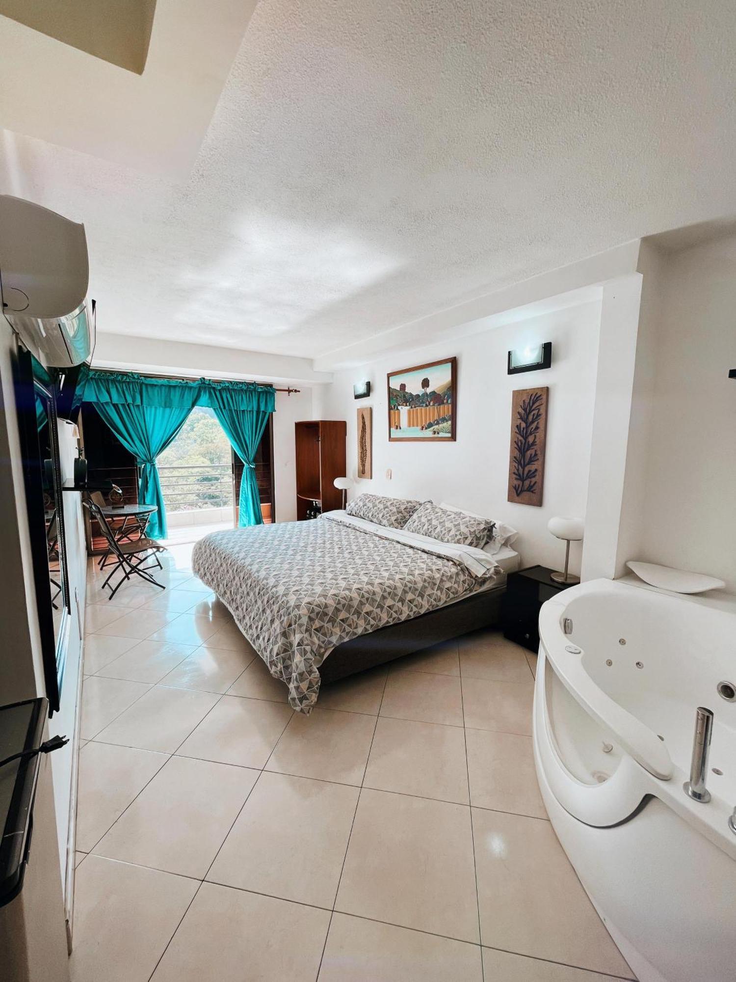 Hotel Puerto Bahia San Gil Eksteriør bilde