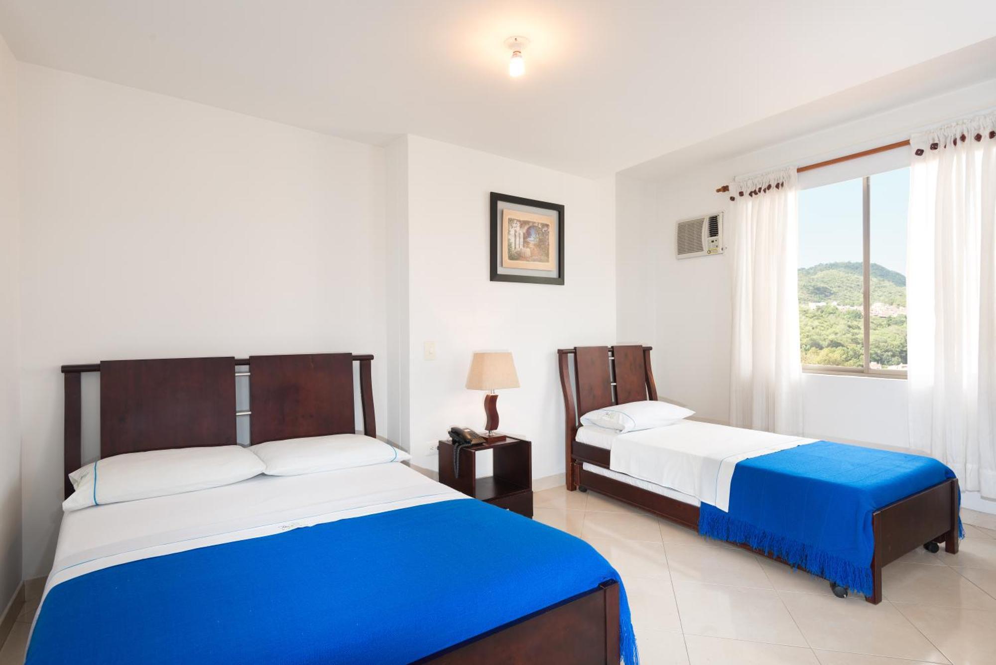 Hotel Puerto Bahia San Gil Eksteriør bilde