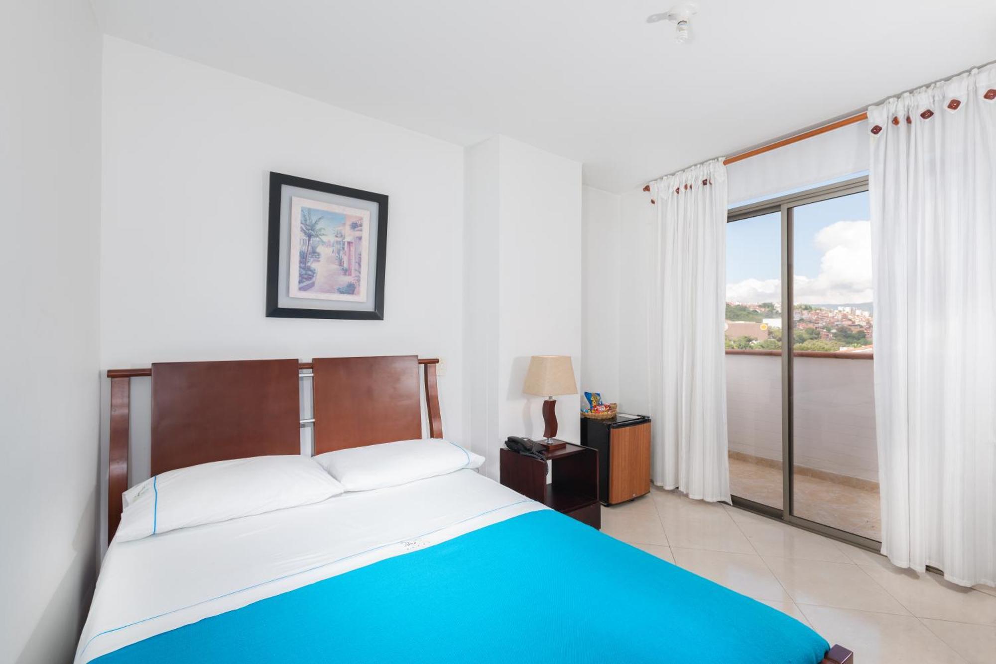 Hotel Puerto Bahia San Gil Eksteriør bilde