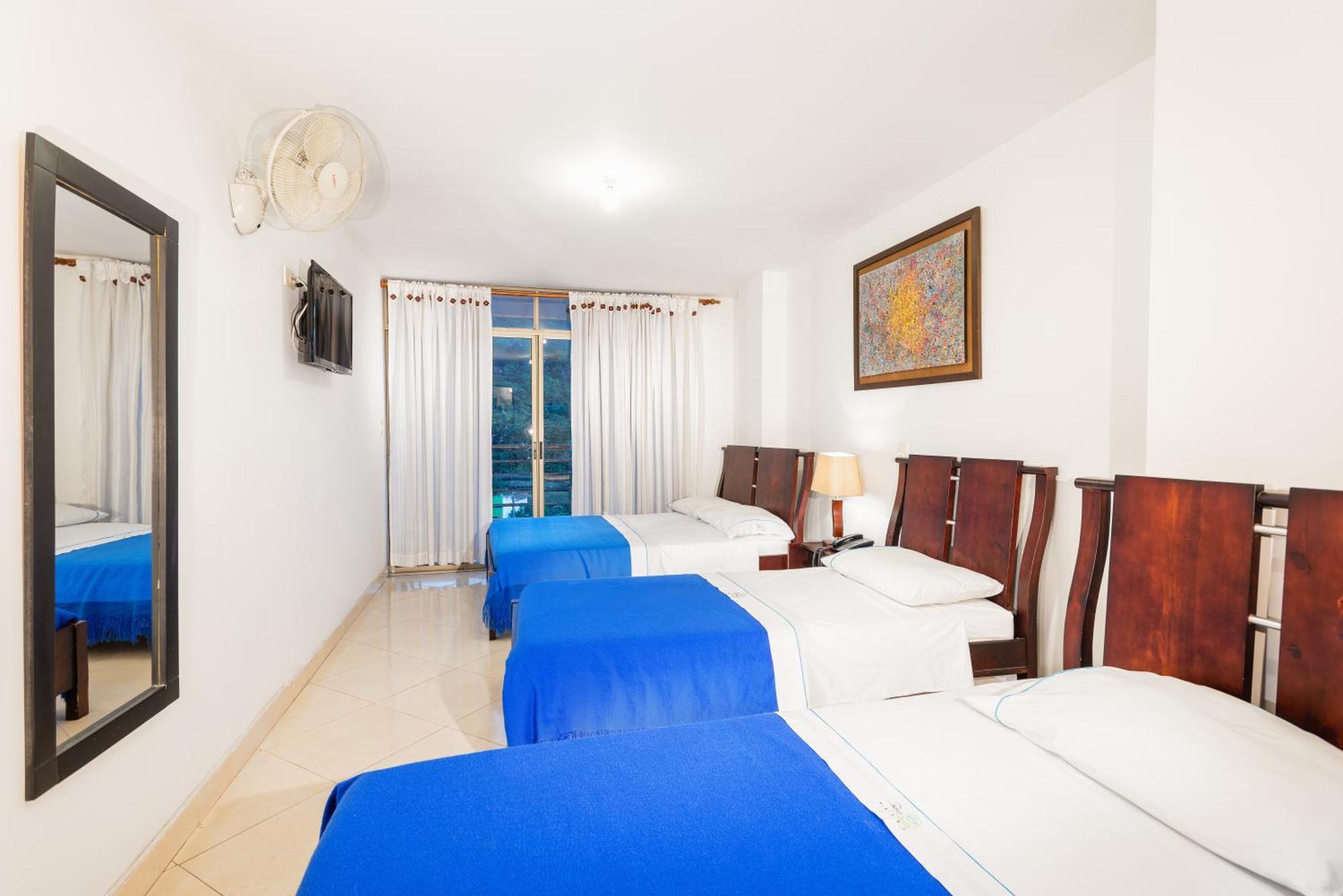 Hotel Puerto Bahia San Gil Eksteriør bilde