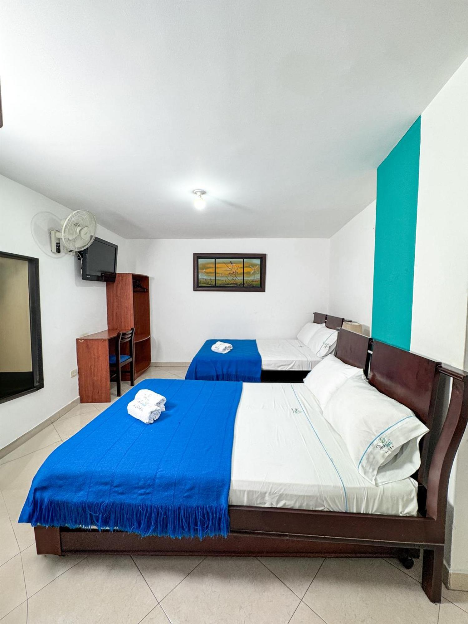 Hotel Puerto Bahia San Gil Eksteriør bilde