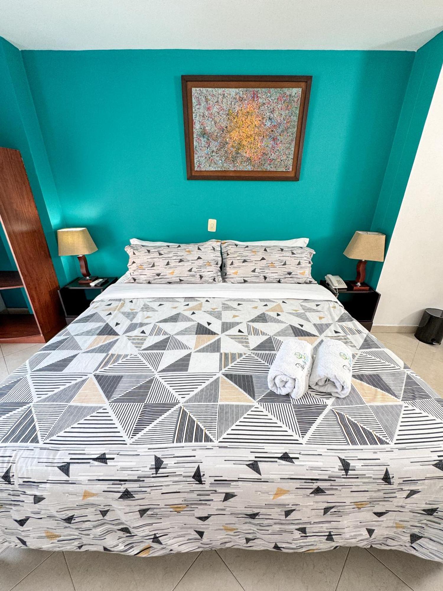 Hotel Puerto Bahia San Gil Eksteriør bilde