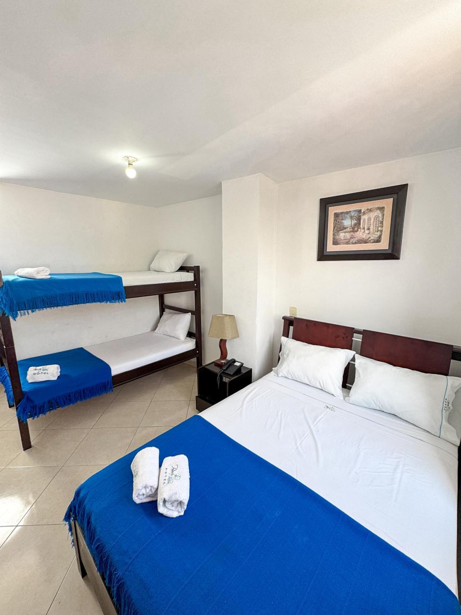 Hotel Puerto Bahia San Gil Eksteriør bilde